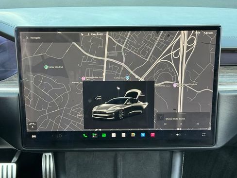 Used 2022 Tesla Model S AWD/4WD image 13