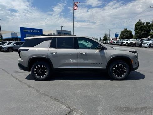 New 2026 Chevrolet Traverse Z71 w/ Driver Confidence Package AWD/4WD image 8