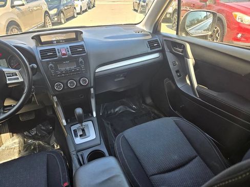 Used 2014 Subaru Forester 2.5i Premium w/ All-Weather Package AWD/4WD image 36