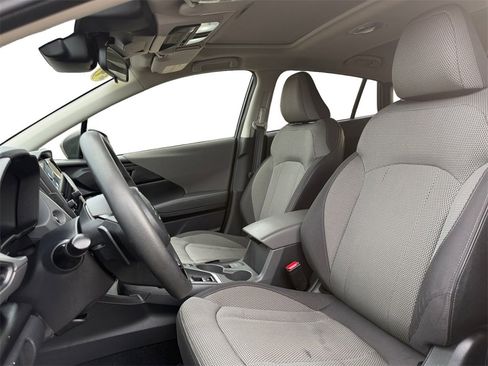 Used 2024 Subaru Crosstrek 2.0i Premium image 9
