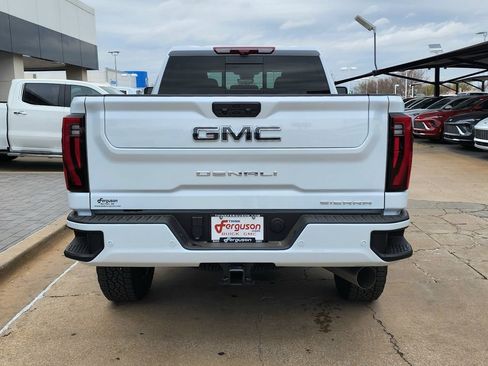 New 2026 GMC Sierra 2500 Denali Ultimate image 4