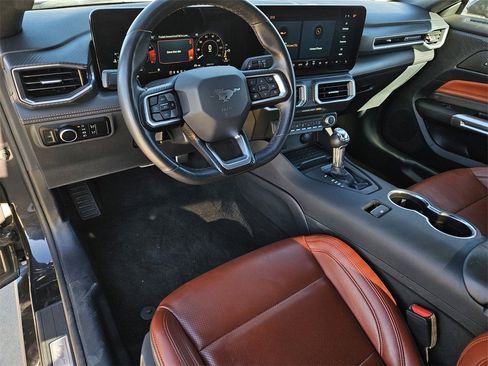 Used 2024 Ford Mustang Premium image 13