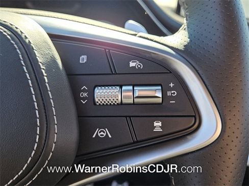 Used 2025 Genesis GV70 2.5T w/ Sport Prestige Package image 30