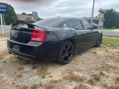 Used 2007 Dodge Charger SRT8 w/ SRT Option Group III RWD image 4