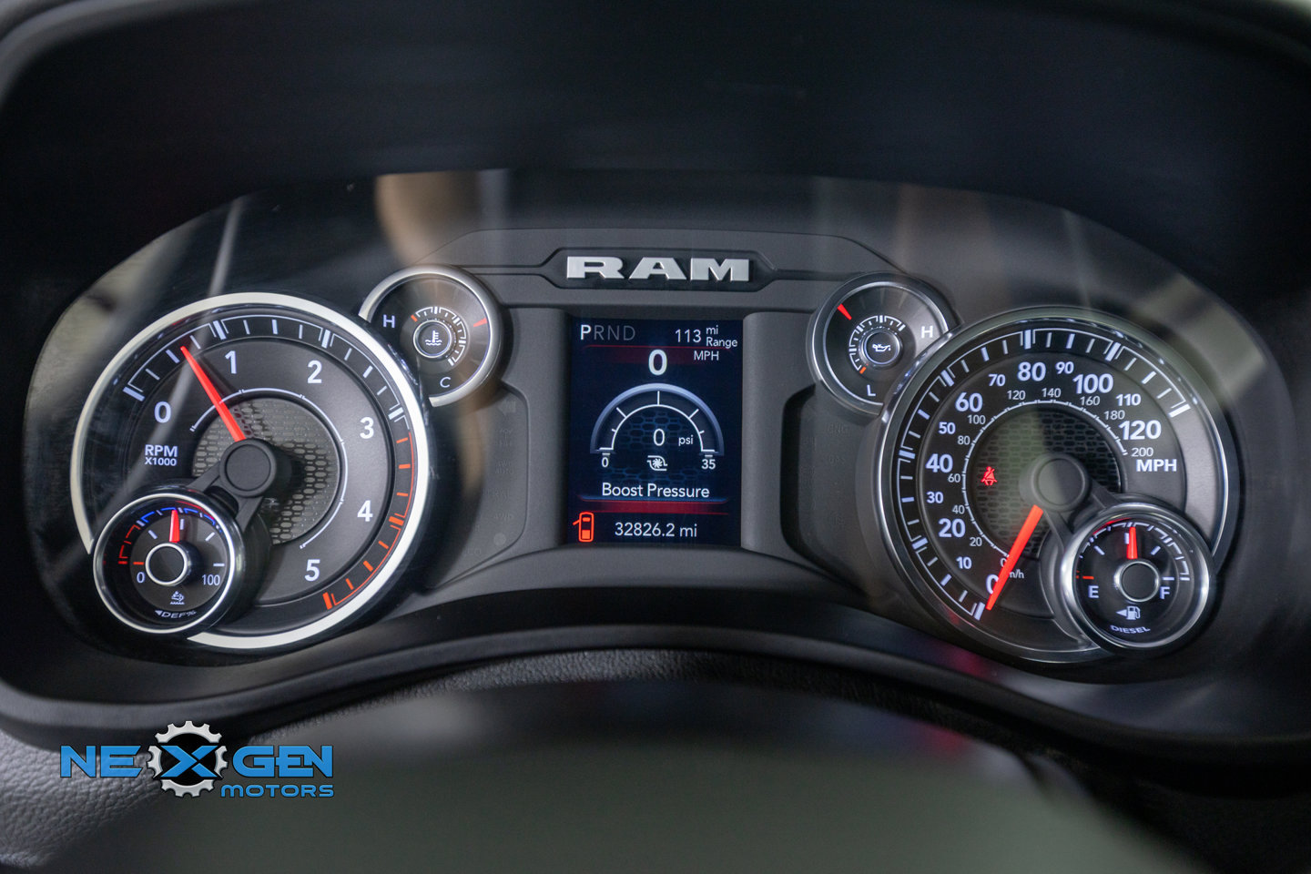 Used 2024 RAM 2500 Big Horn w/ Night Edition AWD/4WD image 17