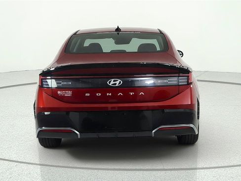 Used 2025 Hyundai Sonata SEL FWD image 3