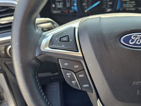Used 2023 Ford Edge Titanium AWD/4WD image 27