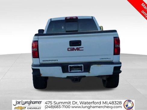 Used 2015 GMC Sierra 2500 Denali image 8