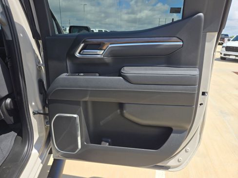 Used 2026 Chevrolet Silverado 1500 RST w/ RST Select Package AWD/4WD image 22