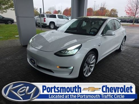 Used 2018 Tesla Model 3 Long Range image 1