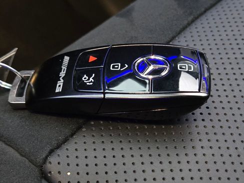 Used 2024 Mercedes-Benz GLE 53 AMG 4MATIC image 27