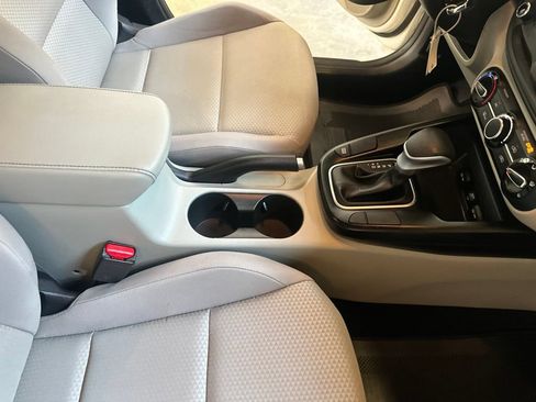 Used 2023 Kia Soul LX FWD image 32