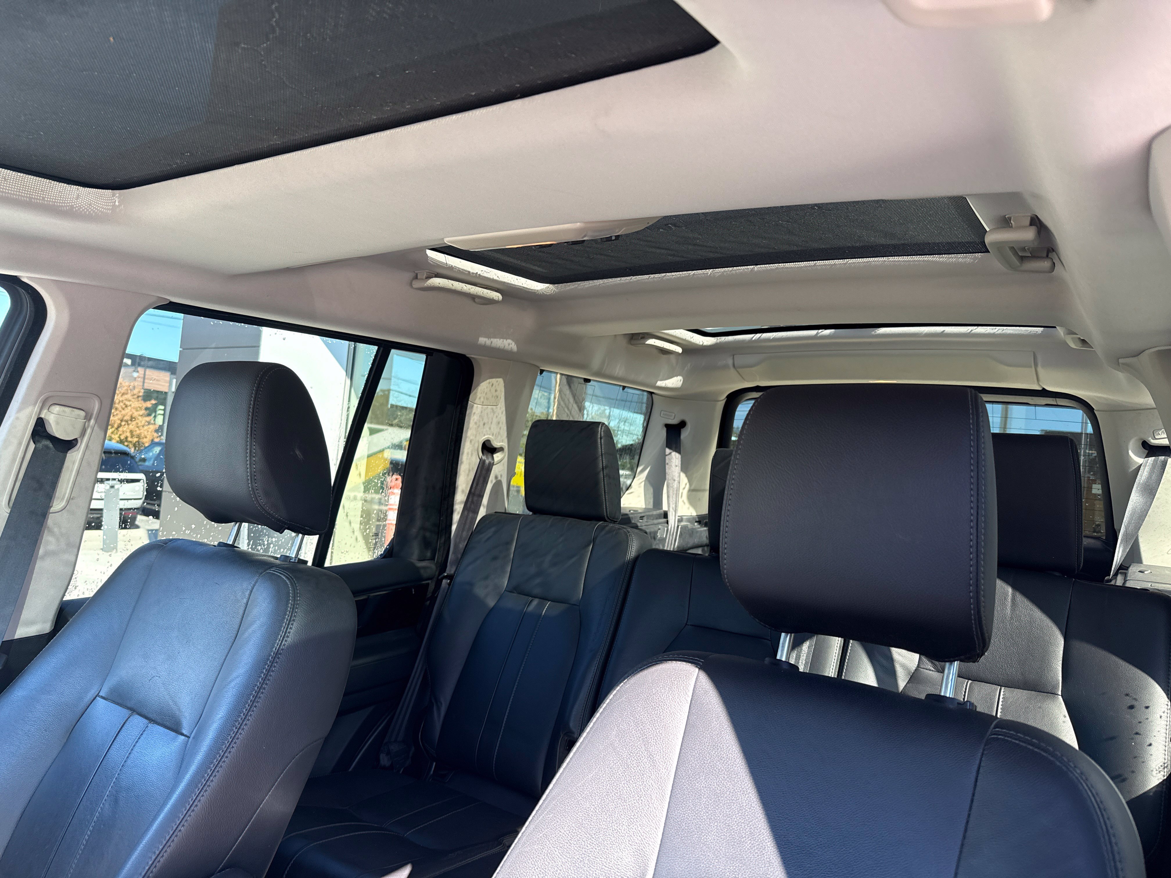 Used 2016 Land Rover LR4 HSE AWD/4WD image 11