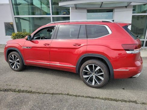 Used 2024 Volkswagen Atlas SEL Premium R-Line image 4