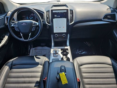 Used 2024 Ford Edge SEL AWD/4WD image 13