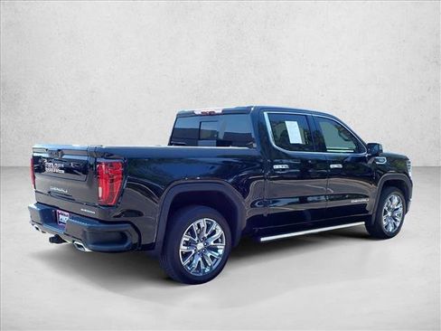 Used 2025 GMC Sierra 1500 Denali w/ Denali Reserve Package AWD/4WD image 4