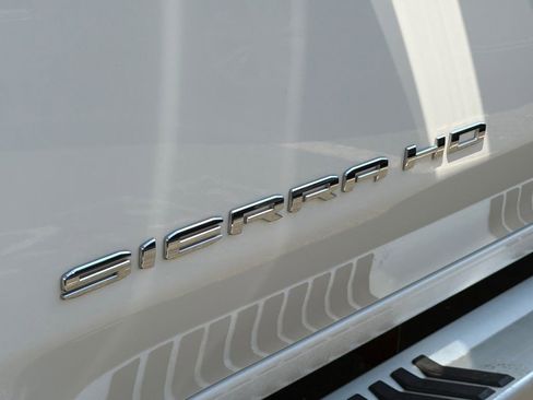 Used 2024 GMC Sierra 3500 SLE w/ SLE Value Package image 18