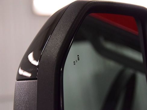 Used 2024 Ford F350 Lariat image 13