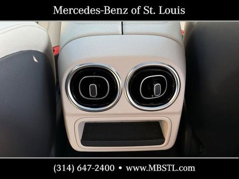 New 2026 Mercedes-Benz C 300 4MATIC Sedan image 13