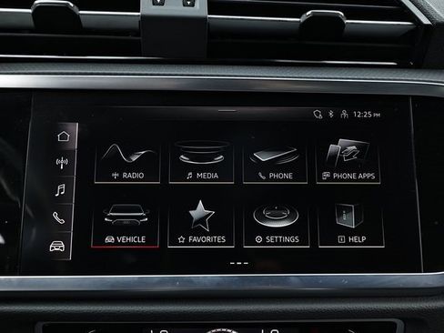 Used 2024 Audi Q3 2.0T Premium image 36