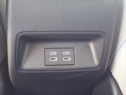 Used 2026 Toyota Corolla LE FWD image 11