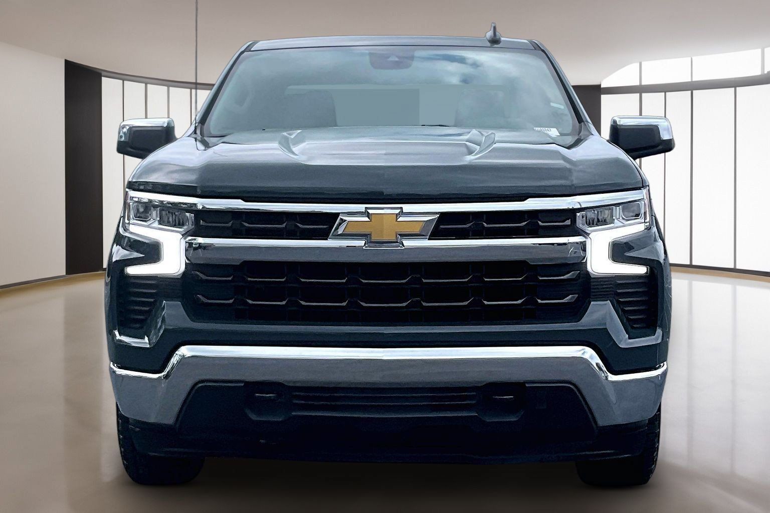 Used 2025 Chevrolet Silverado 1500 LT AWD/4WD image 2