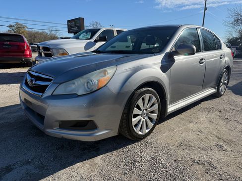 Used 2011 Subaru Legacy 2.5i Limited image 1