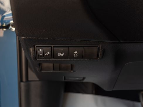 New 2026 Toyota Corolla Cross LE image 12