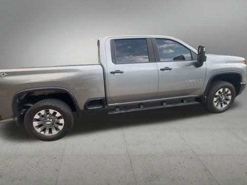 Certified 2025 Chevrolet Silverado 2500 Custom w/ Custom Value Package image 9