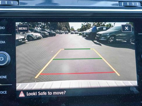 Used 2019 Volkswagen Tiguan SE w/ Panoramic Sunroof Package AWD/4WD image 23