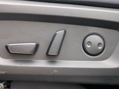 New 2026 Mitsubishi Outlander SE image 21