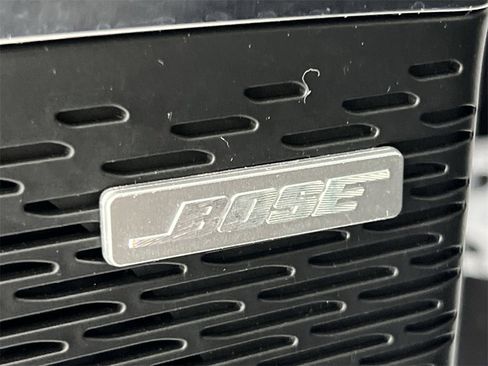 Used 2025 GMC Acadia Elevation image 20