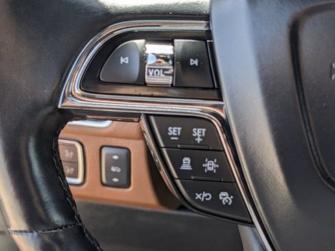 Used 2024 Lincoln Navigator Reserve AWD/4WD image 24