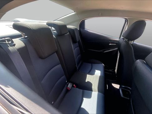 Used 2018 Toyota Yaris iA FWD image 19