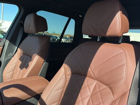 New 2026 BMW X5 xDrive40i w/ Climate Comfort Package image 11