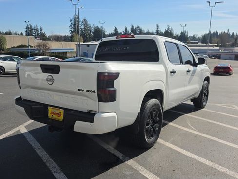 Certified 2023 Nissan Frontier SV w/ Midnight Edition Package AWD/4WD image 5