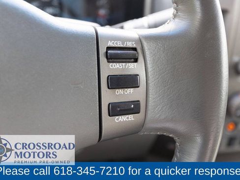 Used 2005 Nissan Titan SE RWD image 24