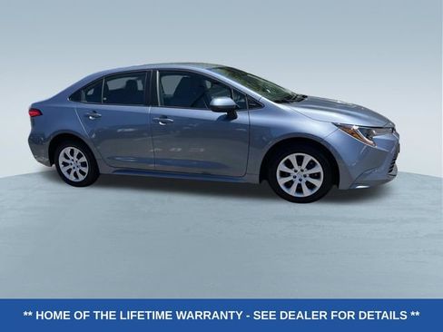 Used 2024 Toyota Corolla LE FWD image 2