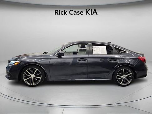 Used 2024 Honda Civic Touring image 3