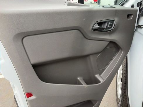 Used 2024 Ford Transit 250 Low Roof w/ Exterior Upgrade Package image 17