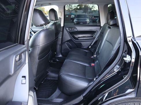 Used 2016 Subaru Forester 2.5i Premium w/ All-Weather Package image 11