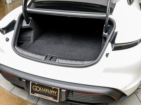 Used 2023 Porsche Taycan image 52