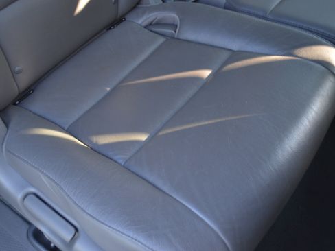 Used 2016 Honda Odyssey Touring Elite image 32