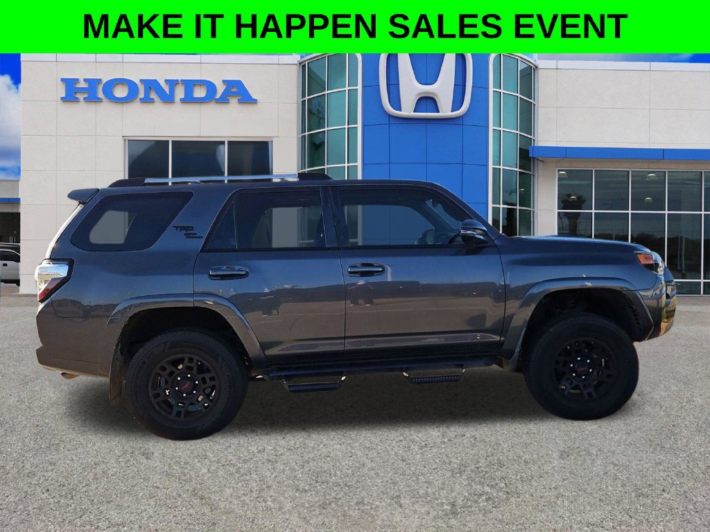 Used 2018 Toyota 4Runner TRD Off-Road Premium w/ Wilderness Package AWD/4WD image 15