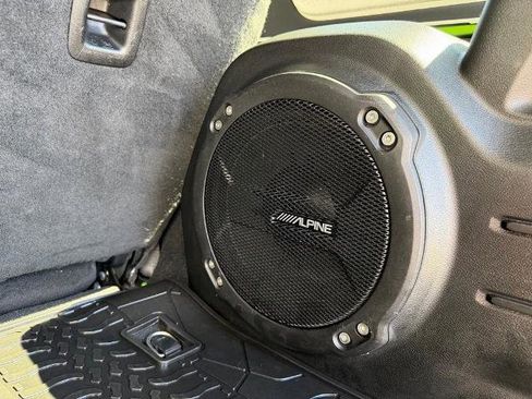 Used 2018 Jeep Wrangler Unlimited Sahara AWD/4WD image 10