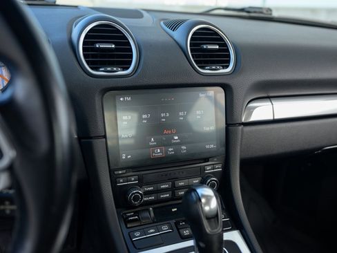 Used 2018 Porsche 718 Cayman S image 18