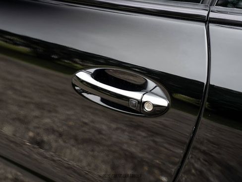 Used 2004 Mercedes-Benz SL 500 image 96