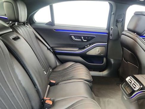 Used 2023 Mercedes-Benz S 500 4MATIC image 24