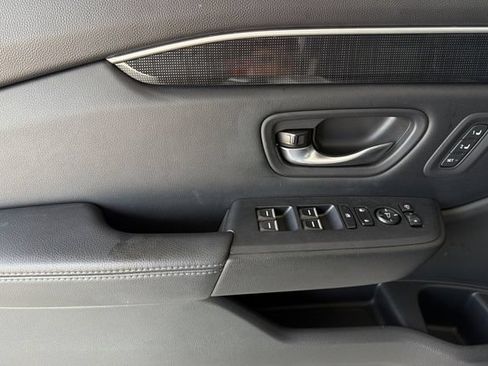 Certified 2024 Honda Pilot Elite image 11