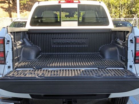 New 2026 Nissan Frontier SV w/ Tow Package image 26